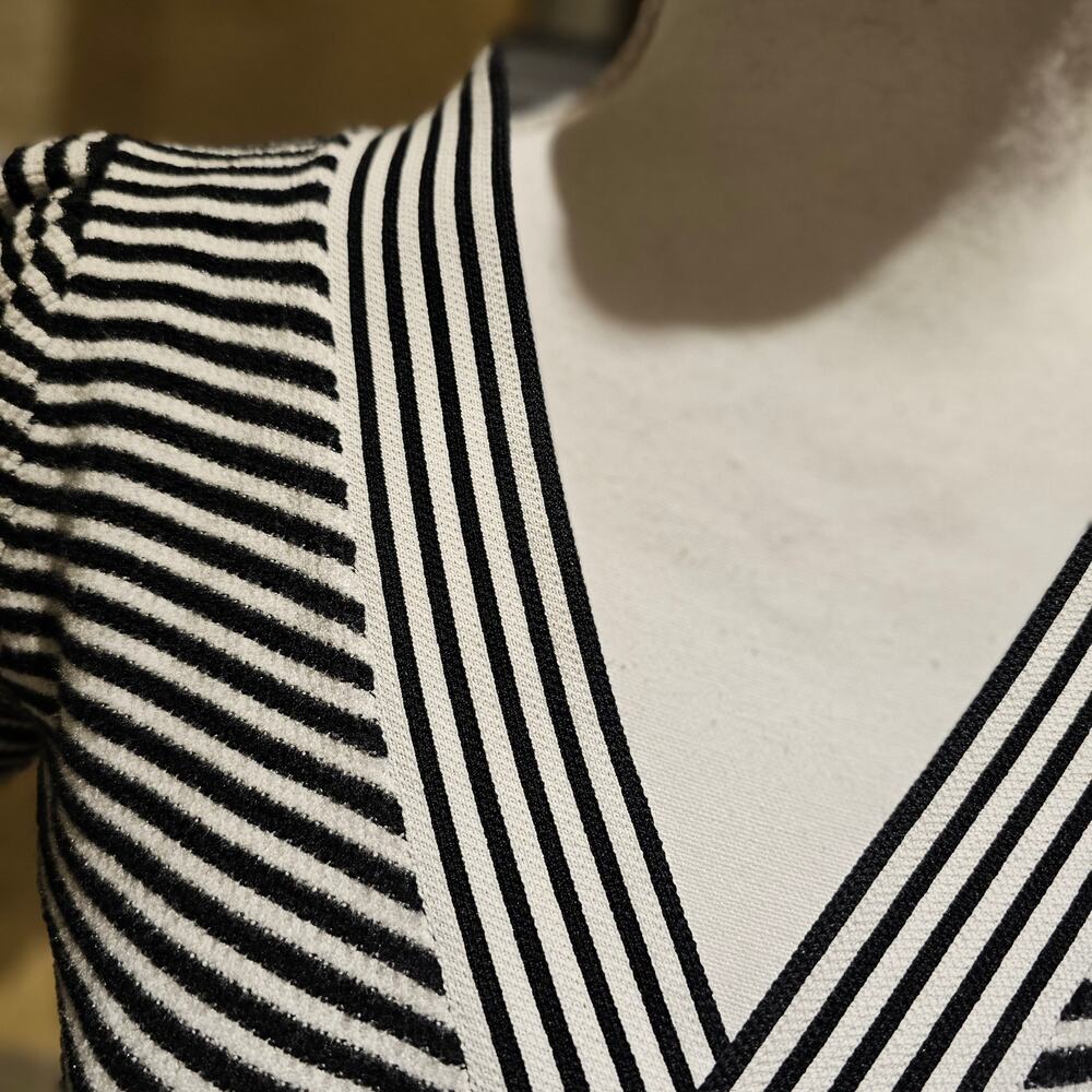 Threaded Leaf Striped Bow Sweater M Cropped Feminine Coquette Parisian Knit Twee - Picture 12 of 15
